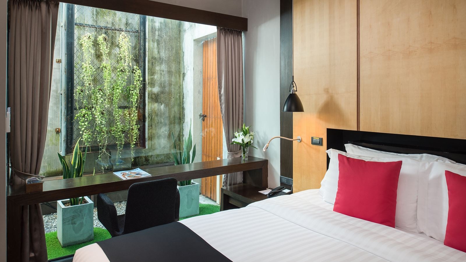 rooms-two-bedroom-pool-residence