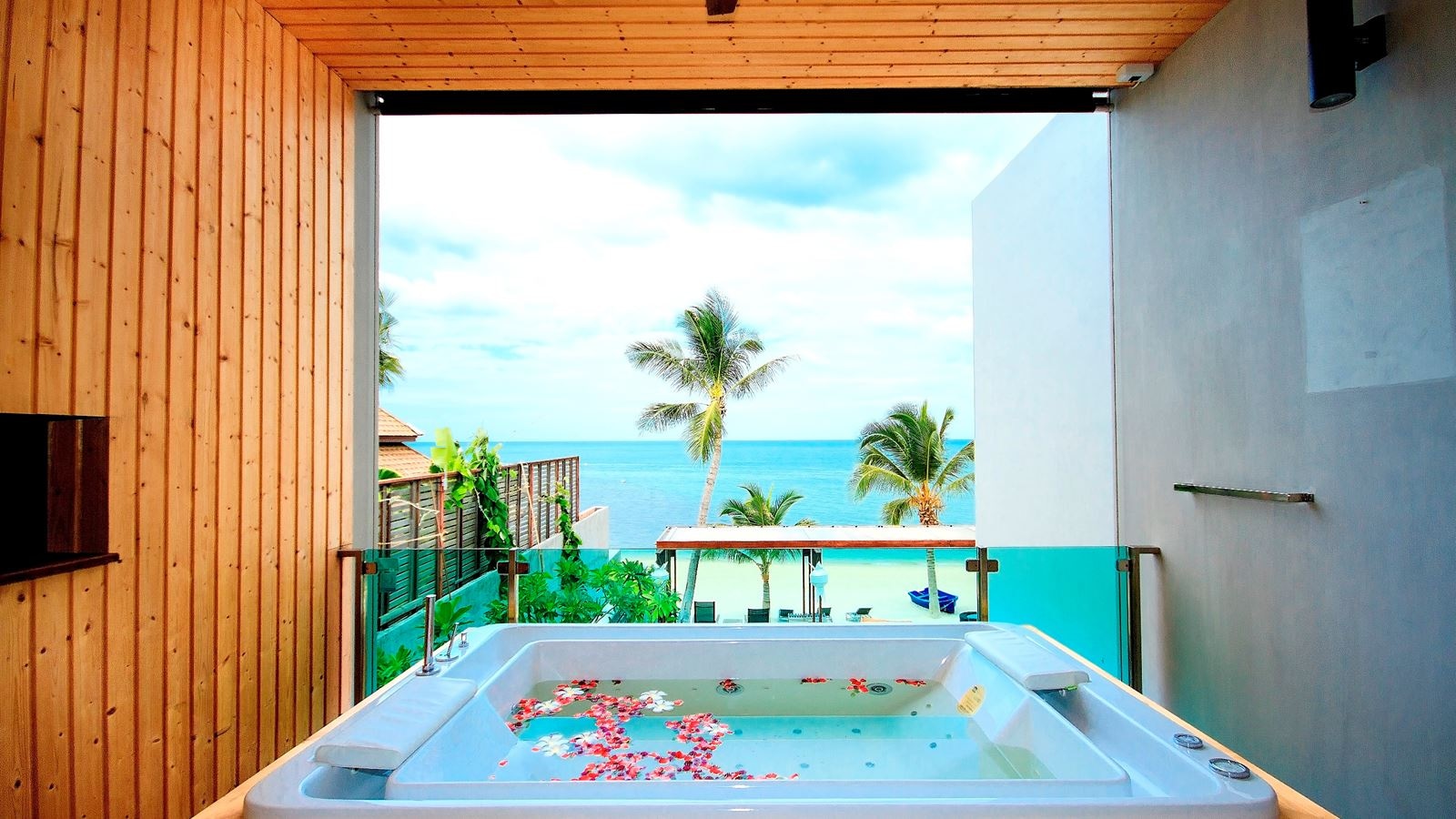 rooms-three-bedroom-beachfront-pool-residence