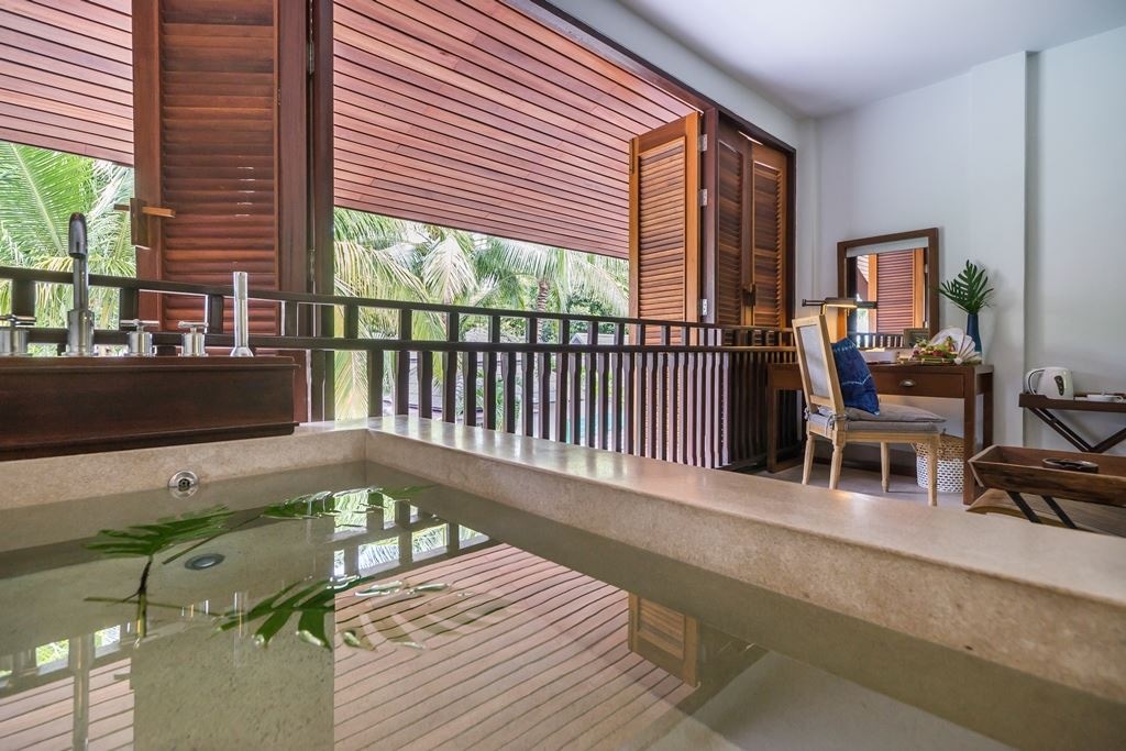 rooms-deluxe-terrace-room