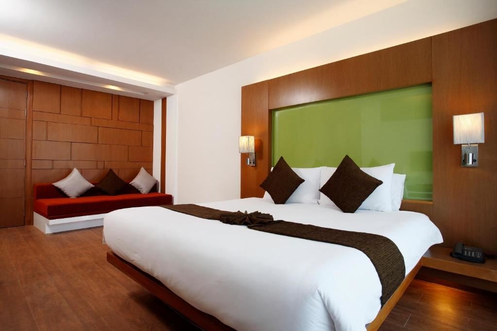 rooms-deluxe-room-avenue-wing