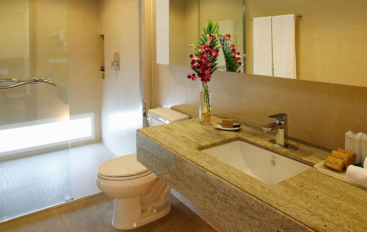 rooms-deluxe-room-avenue-wing