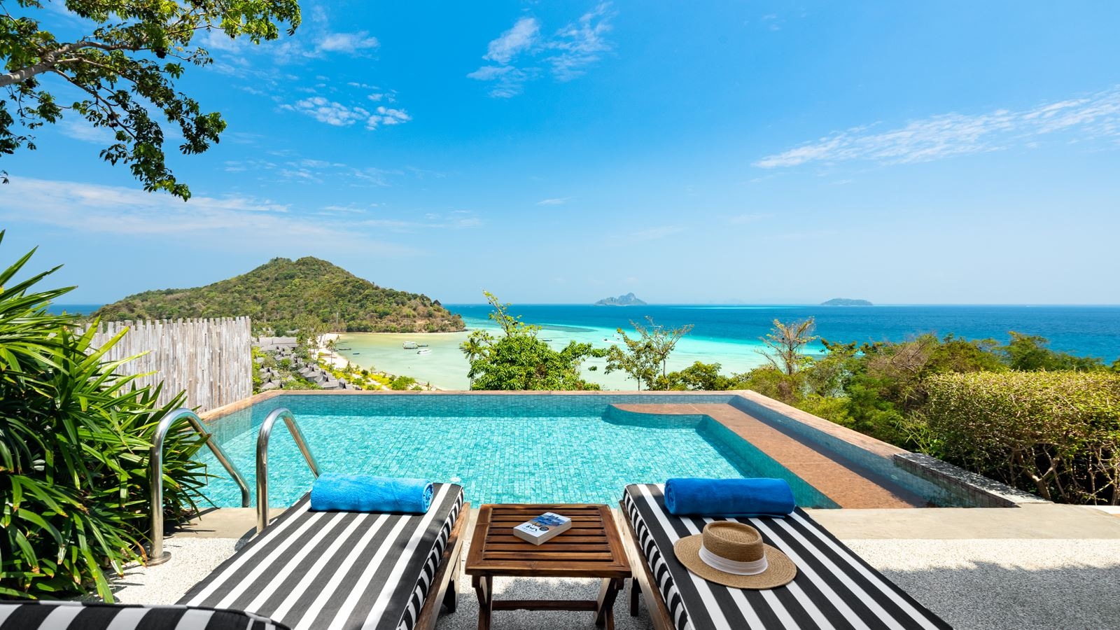 rooms-oceanview-hillside-pool-villa