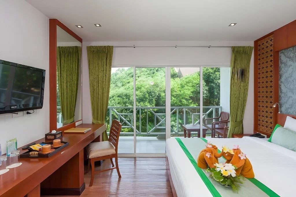 rooms-mountain-view-room