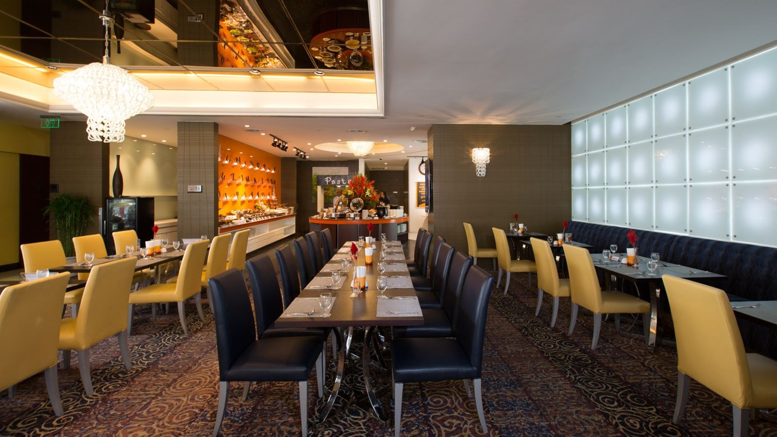 restaurants-moment-restaurant