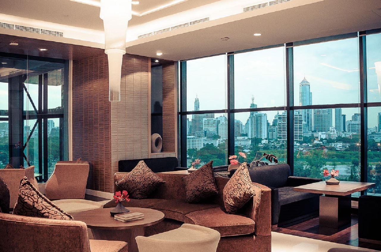 restaurants-gmt-lounge