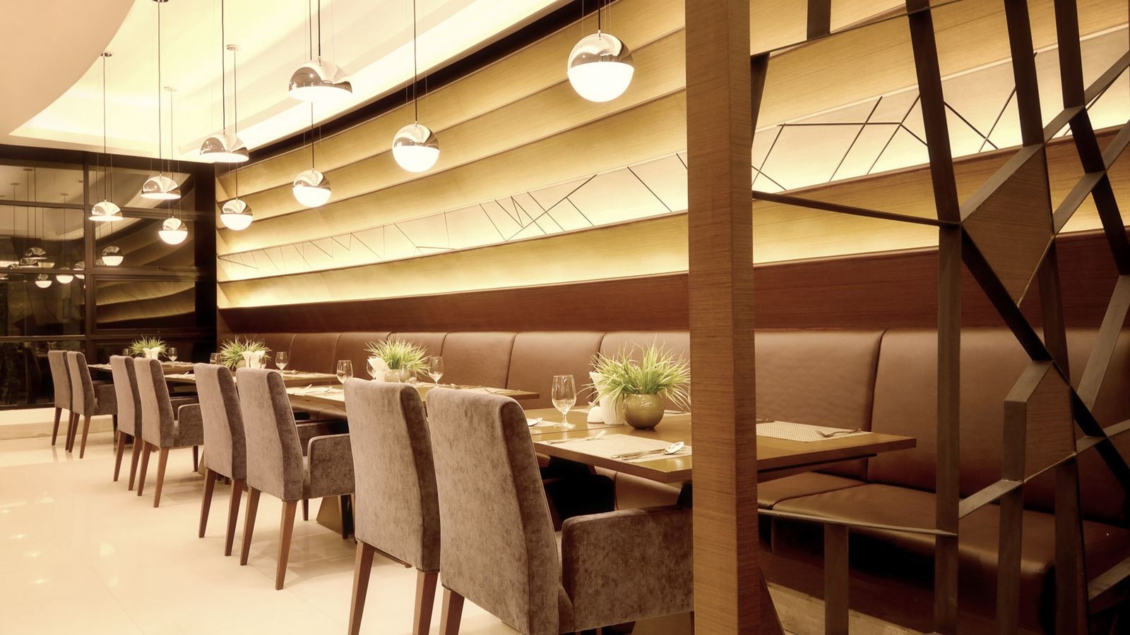 restaurants-the-hourglass-restaurant