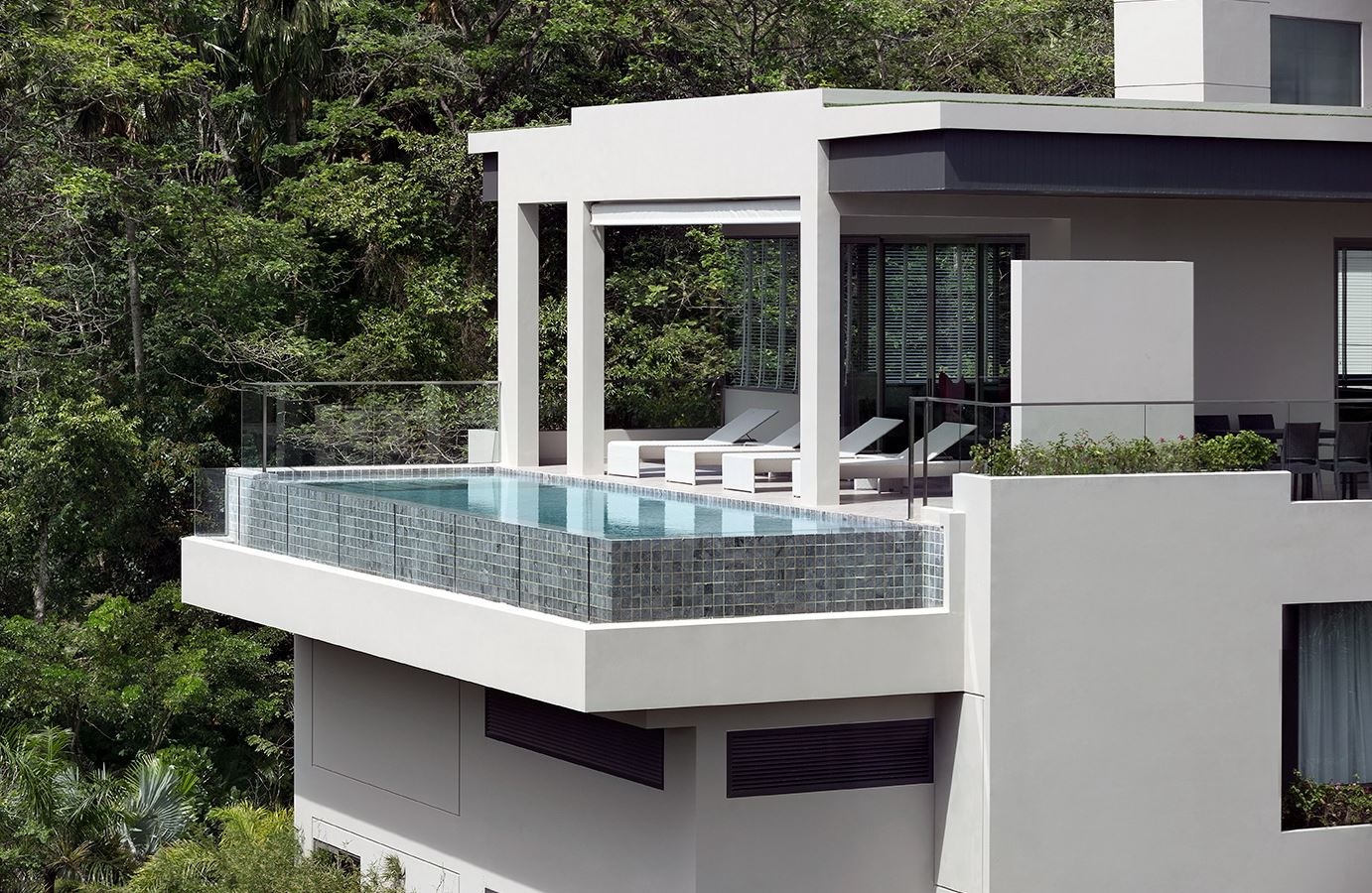 rooms-2-bedroom-pool-loft