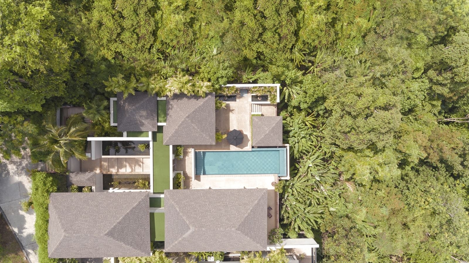 rooms-5-bedroom-pool-villa