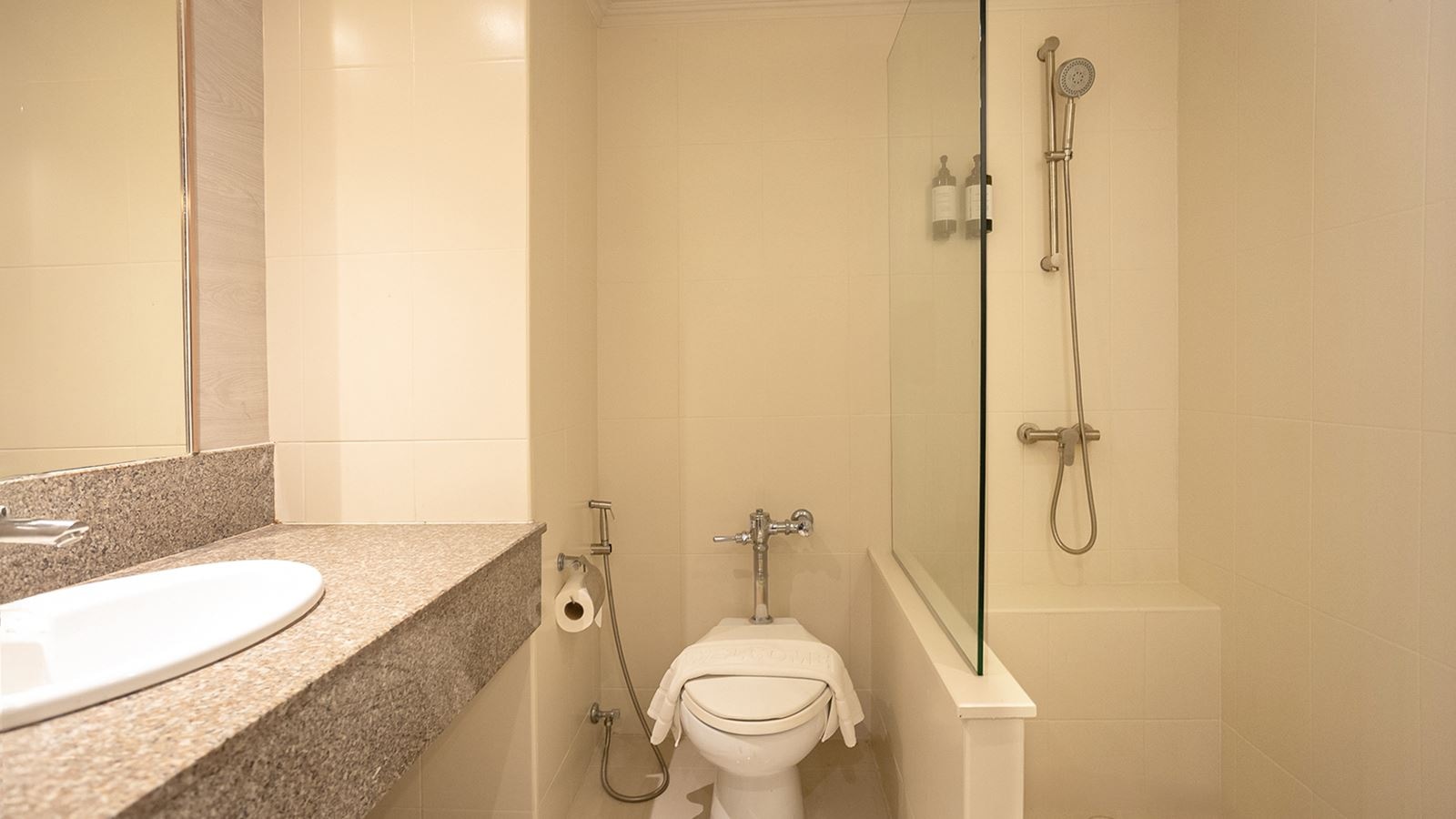 rooms-resort-garden-view-room