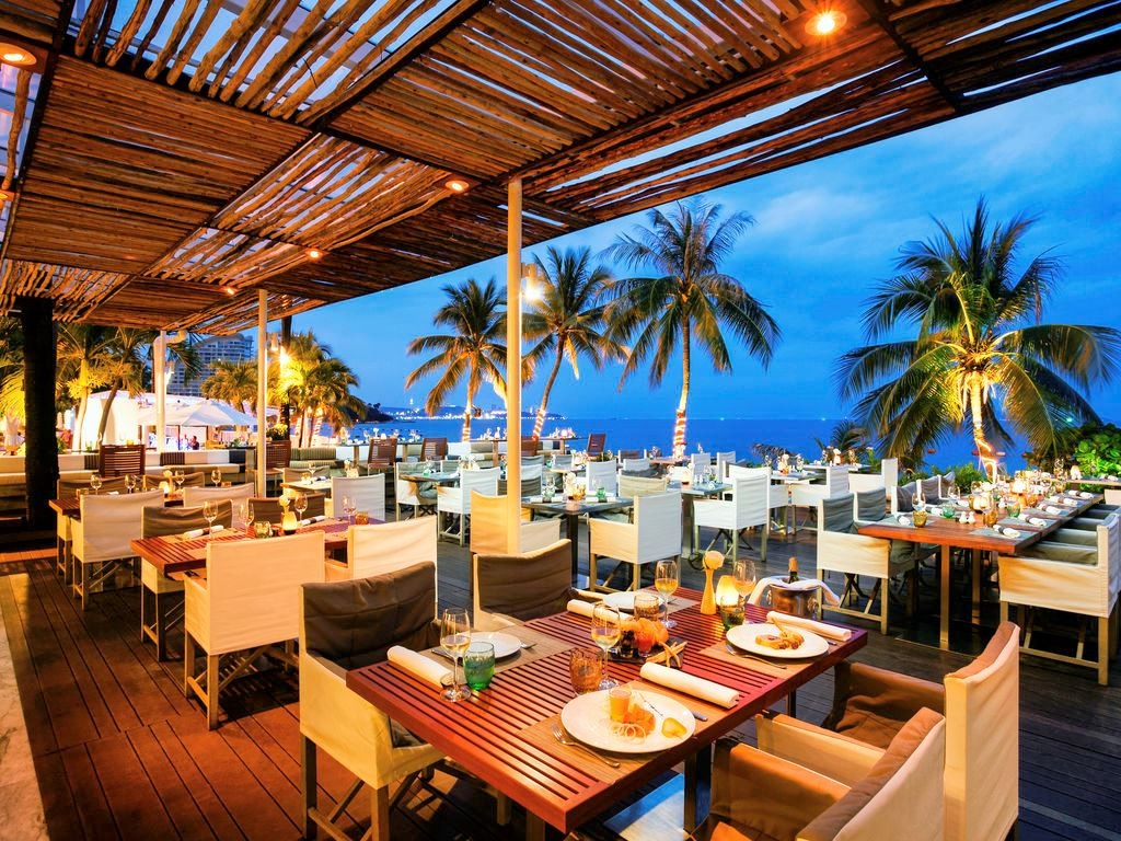 restaurants-the-beach-club-restaurant