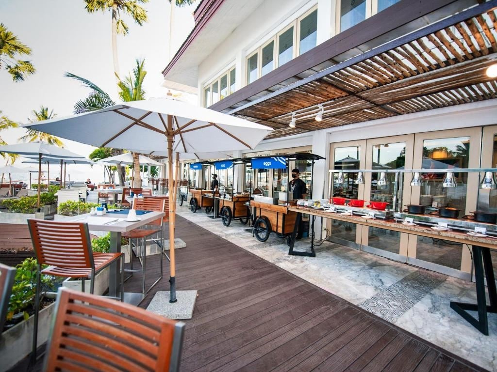 restaurants-the-beach-club-restaurant