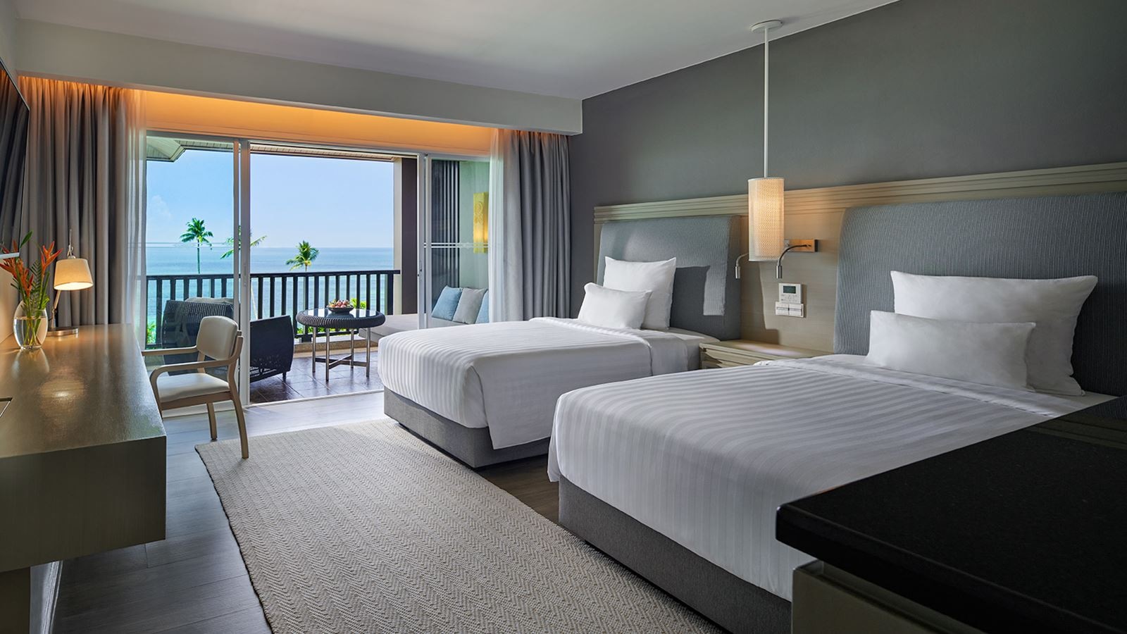 rooms-deluxe-sea-view