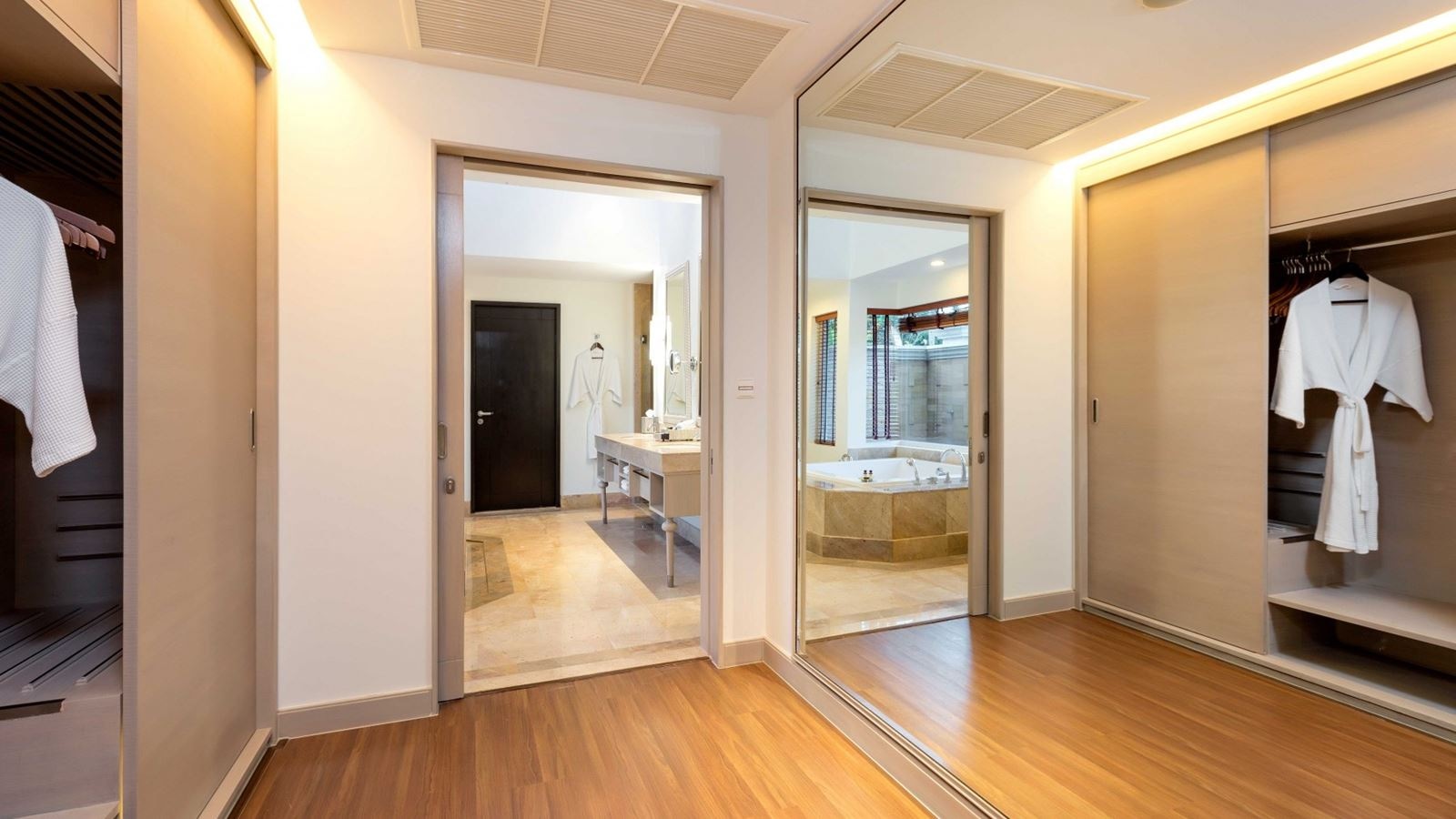 rooms-pool-villa-garden