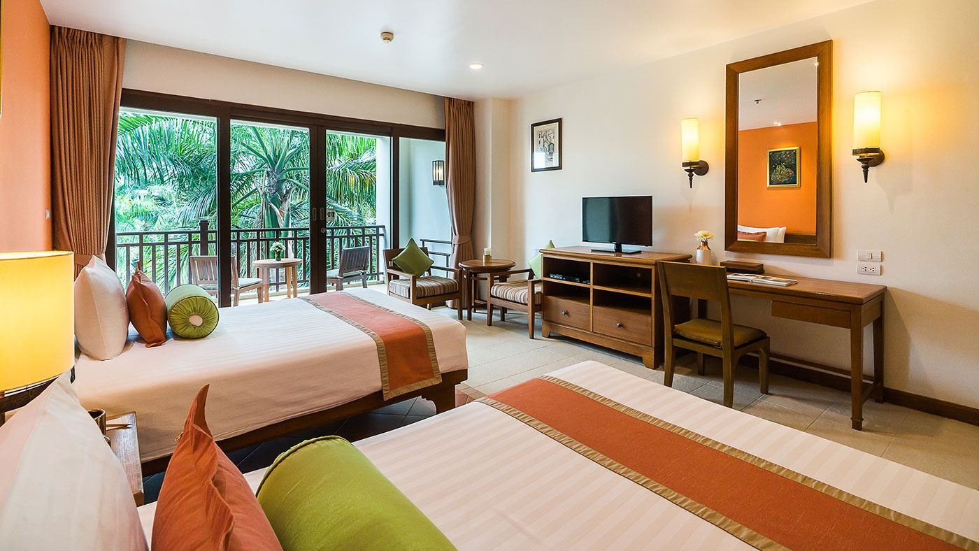 rooms-2-broom-pool-villa