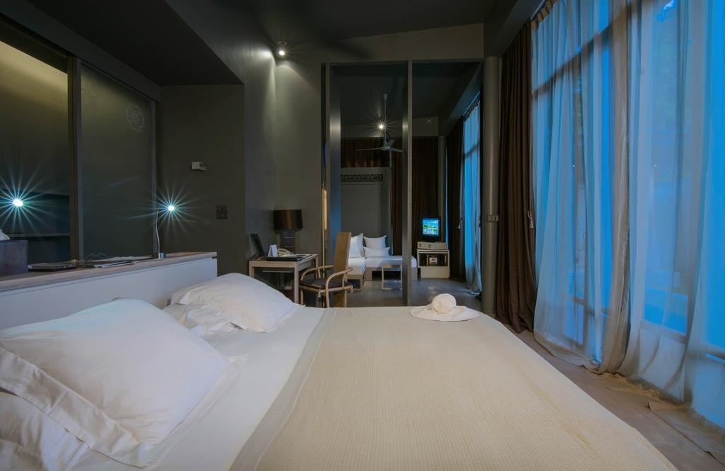 rooms-1-br-pool-villa-suite