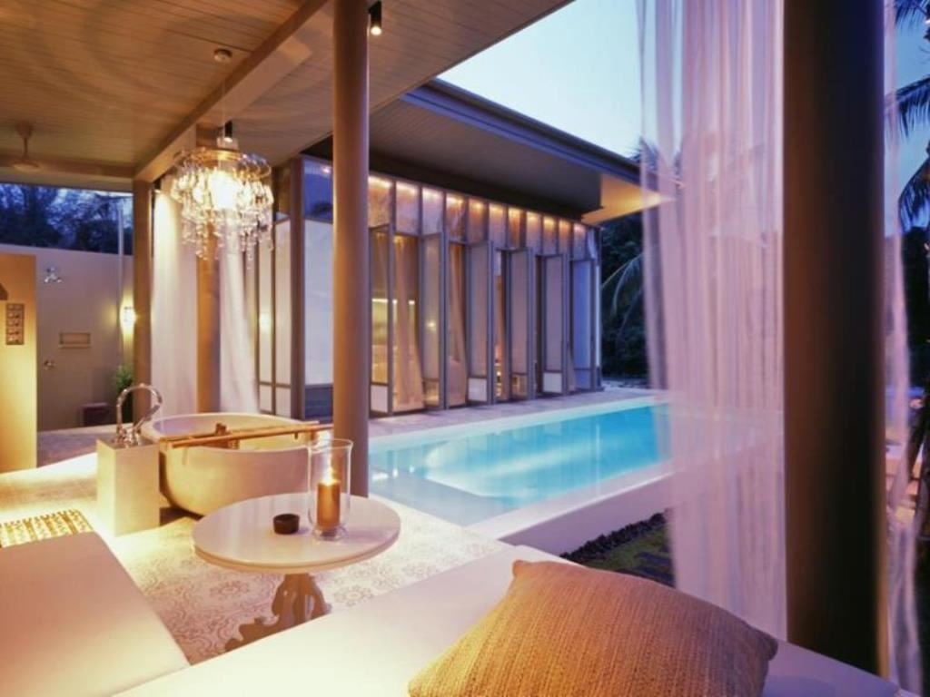 rooms-sala-pool-villa