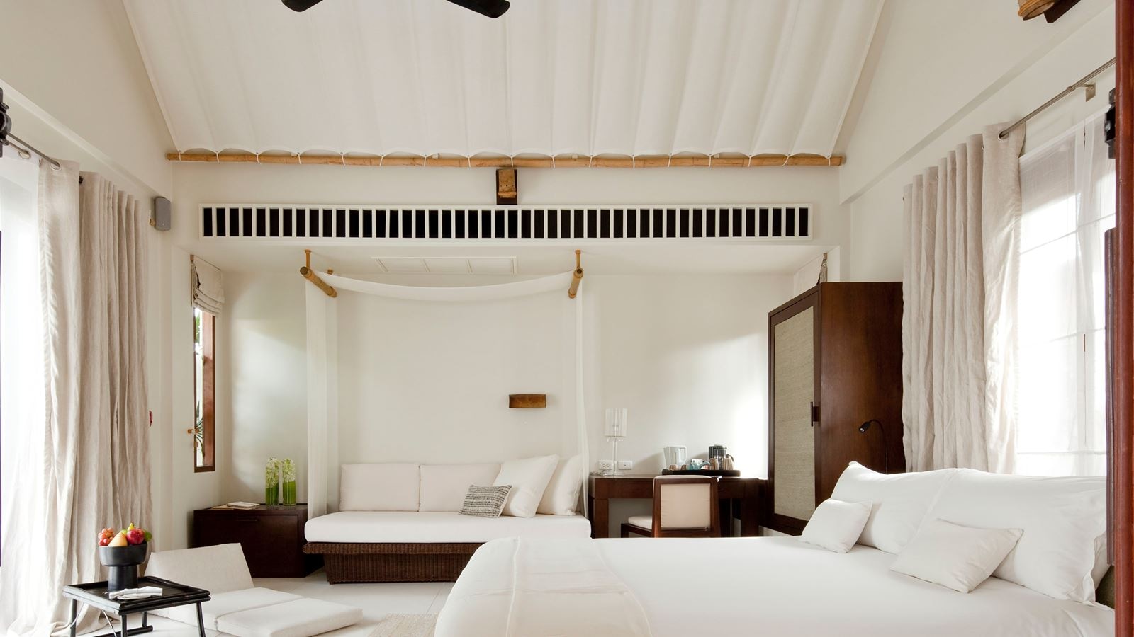 rooms-sala-pool-villa-connecting