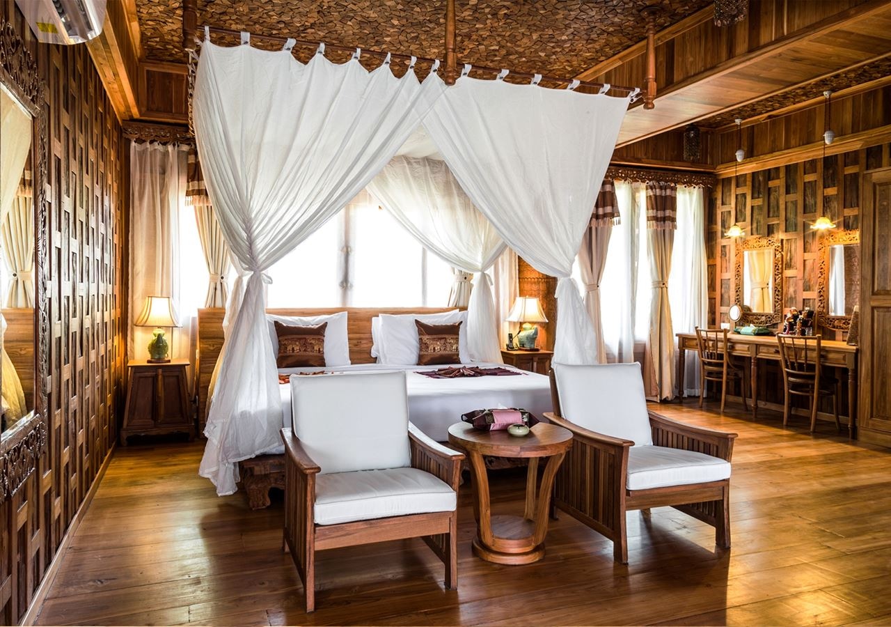 rooms-two-bedroom-pool-villa-child-sharing-bed