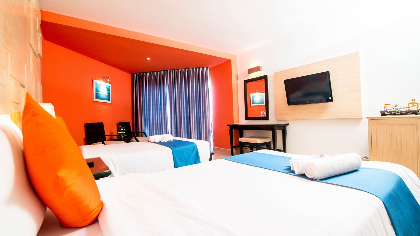 rooms-superior-main-building