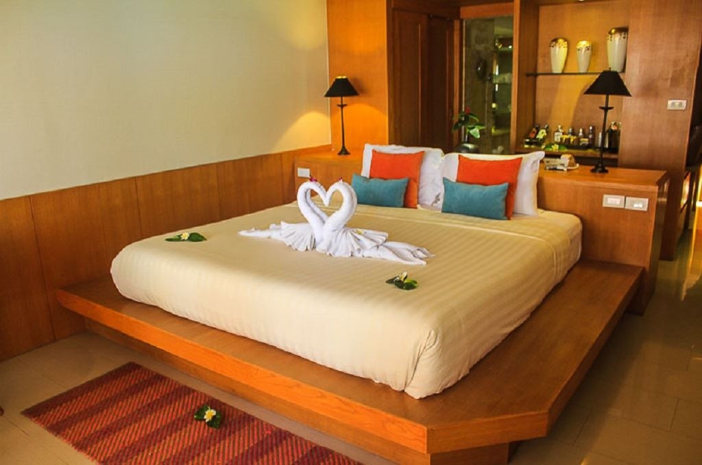 rooms-deluxe-pool-access