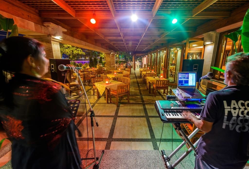 restaurants-tamarind-tree-restaurant