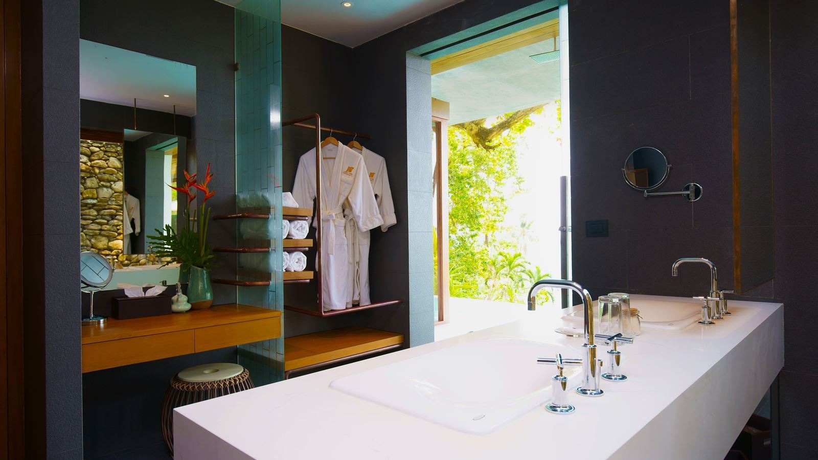 rooms-suite-pool-villa