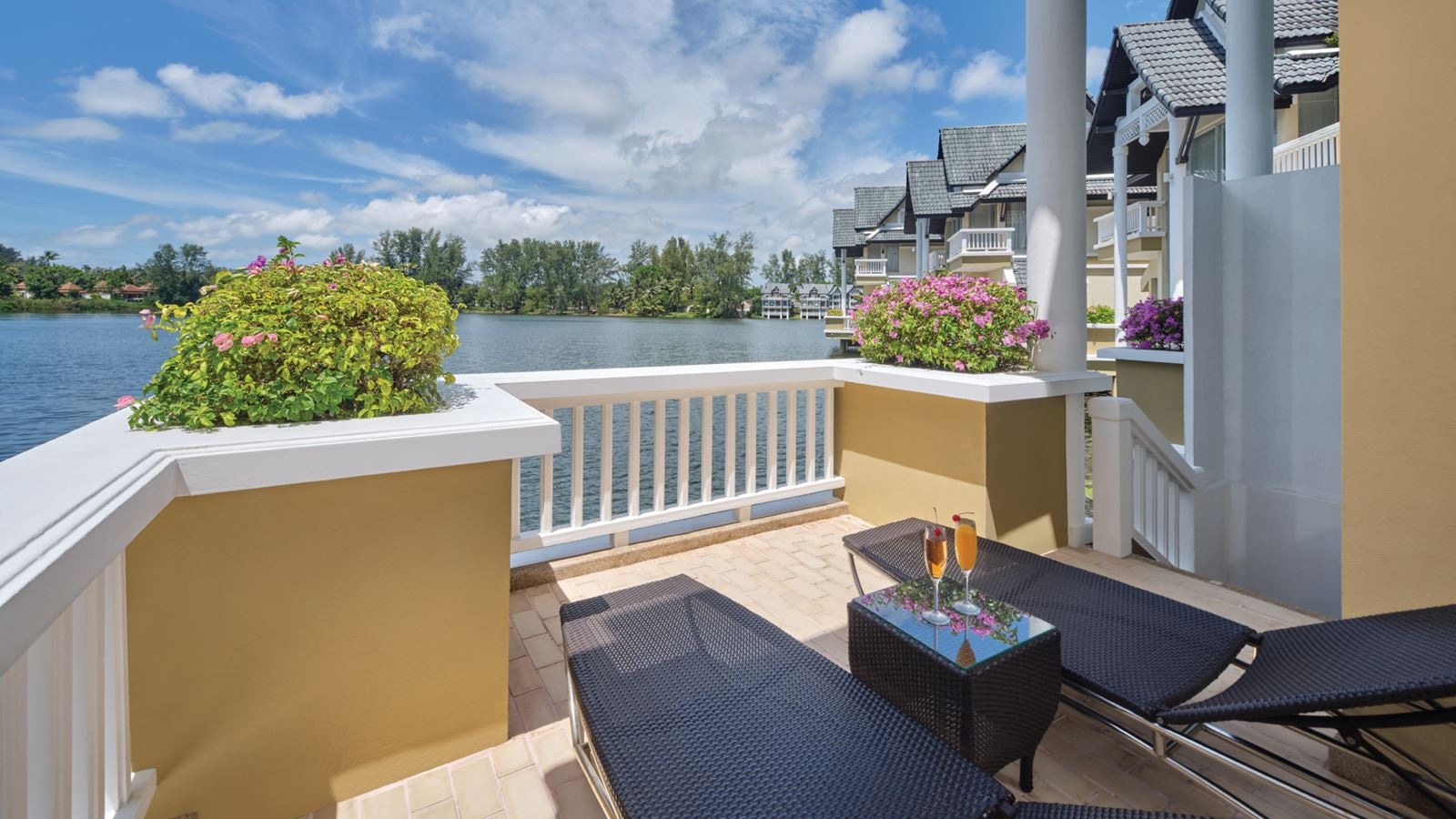 rooms-one-bedroom-loft