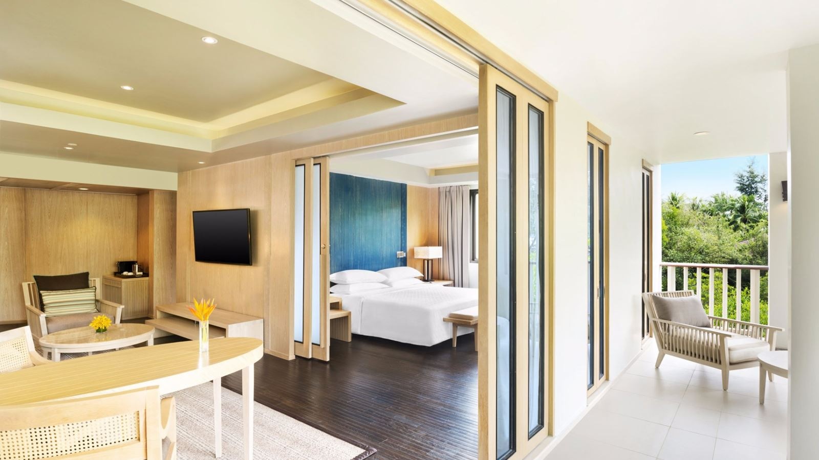 rooms-club-suite-with-plunge-pool