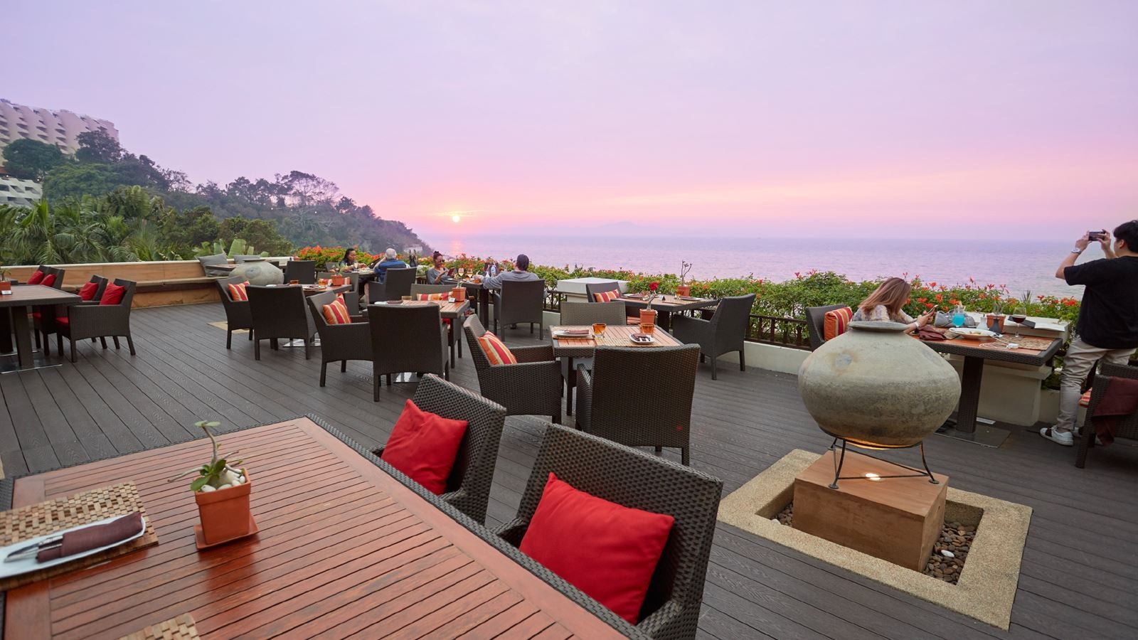 restaurants-infiniti-restaurant