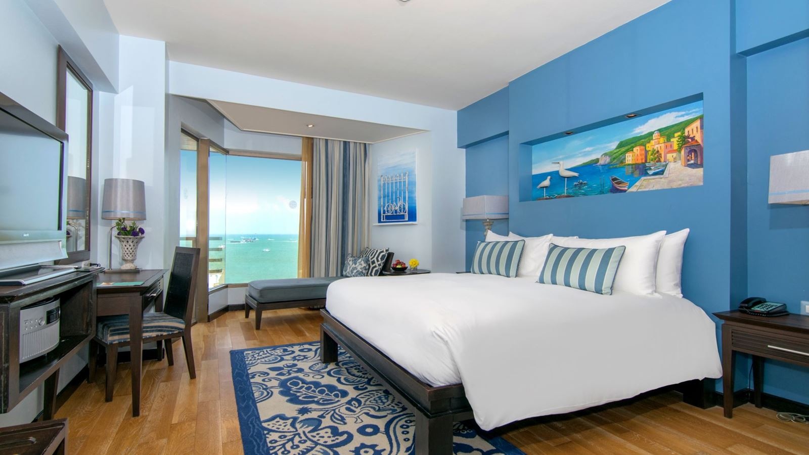 rooms-deluxe-seaview