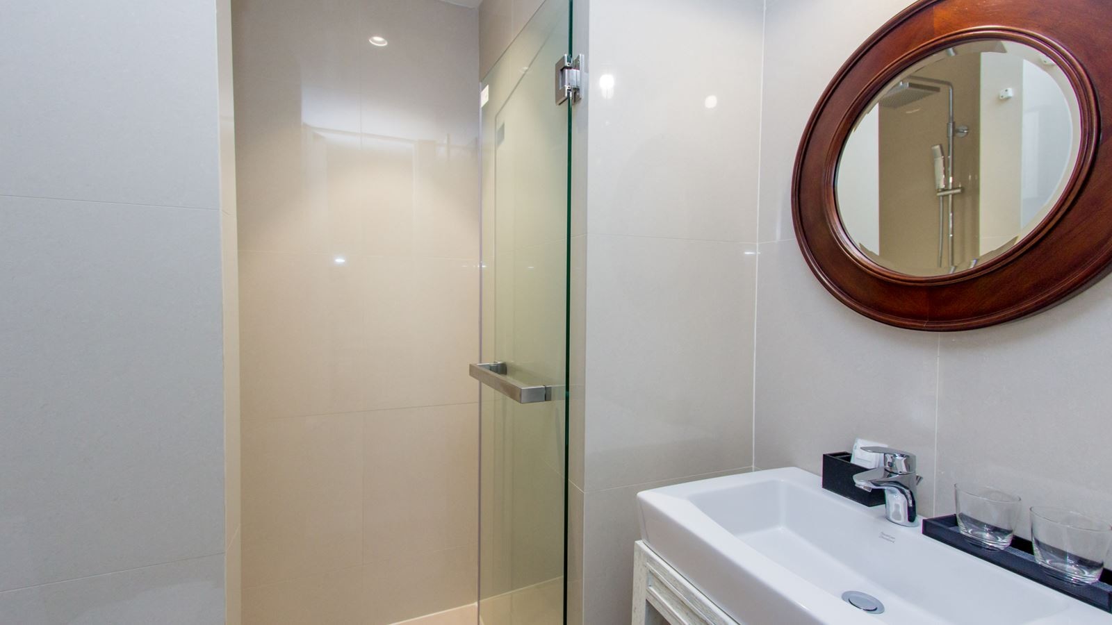 rooms-deluxe-sea-view