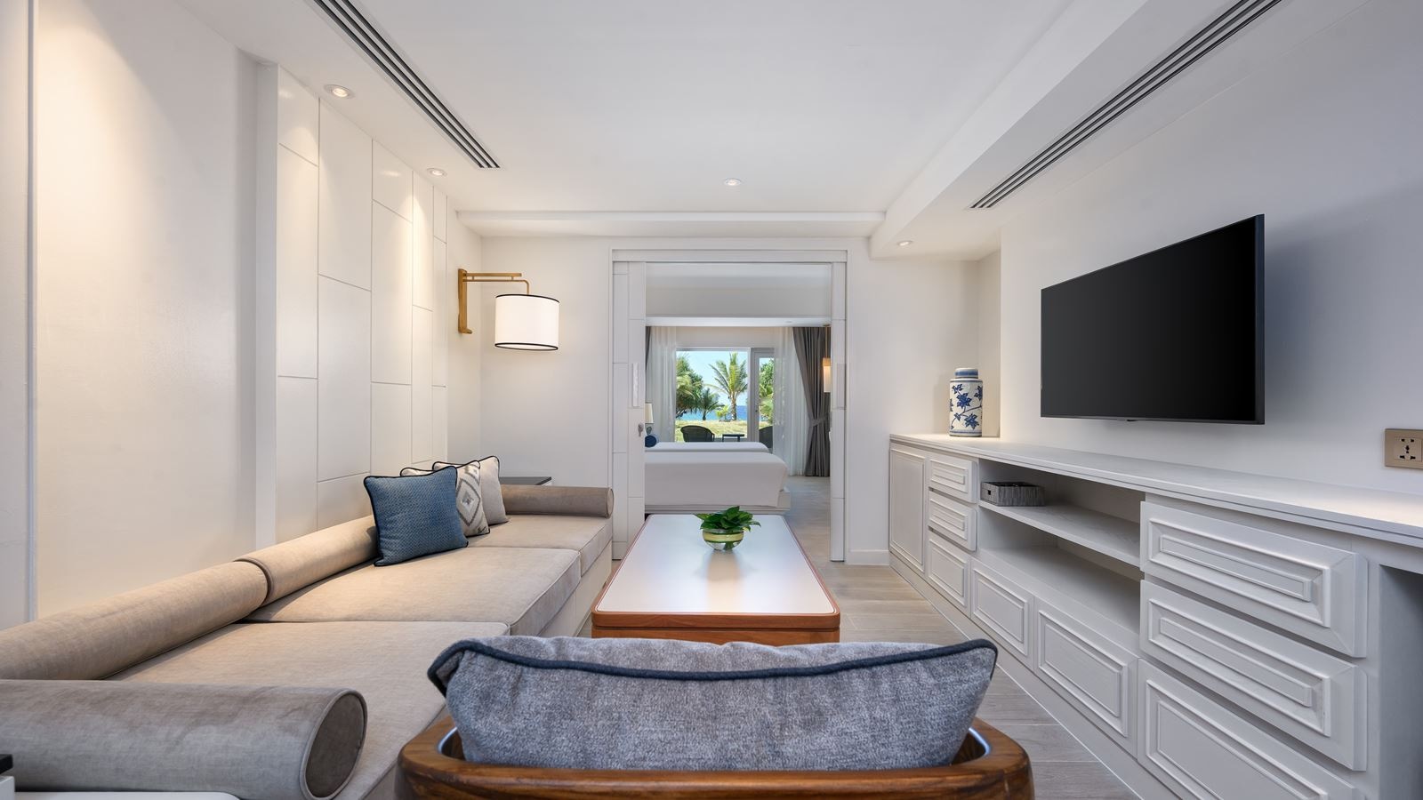 rooms-seaview-infinity-pool-2bedroom-duplex-suite