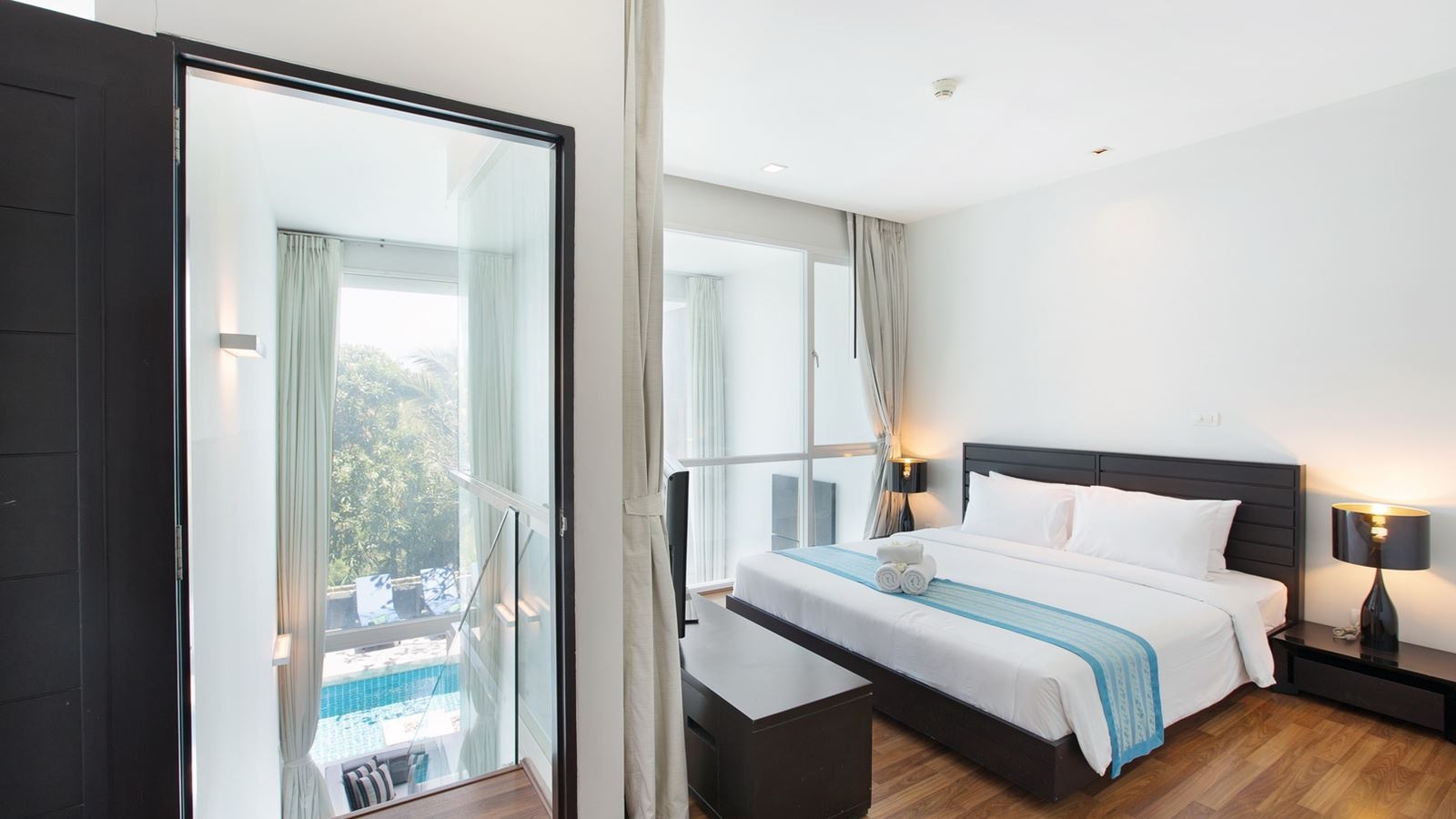 rooms-duplex-2-bedrooms-pool-access