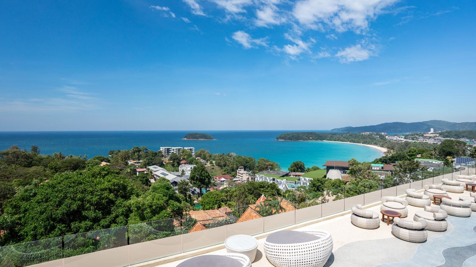 restaurants-sea-in-the-sky-bar--viewpiont