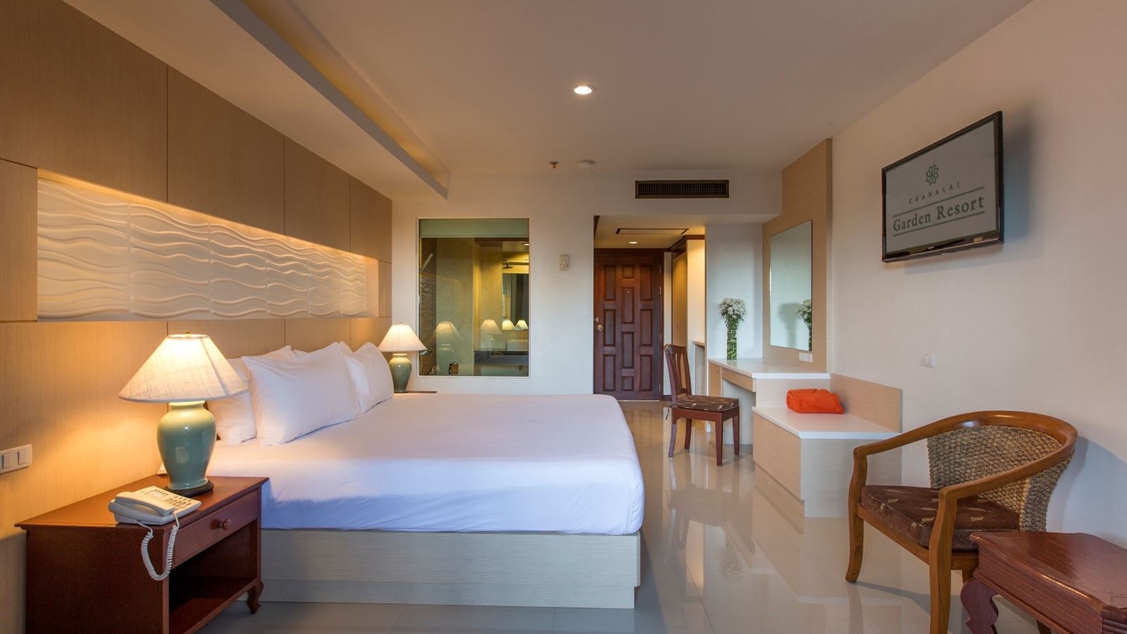 rooms-superior-garden-view-child-sharing-bed