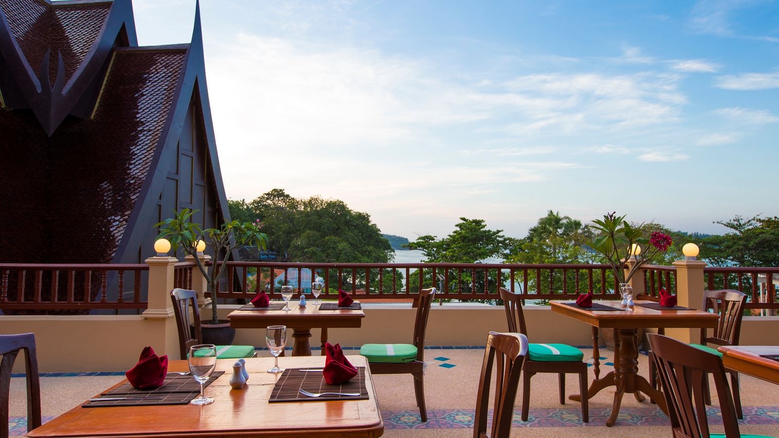 restaurants-morakot-restaurant