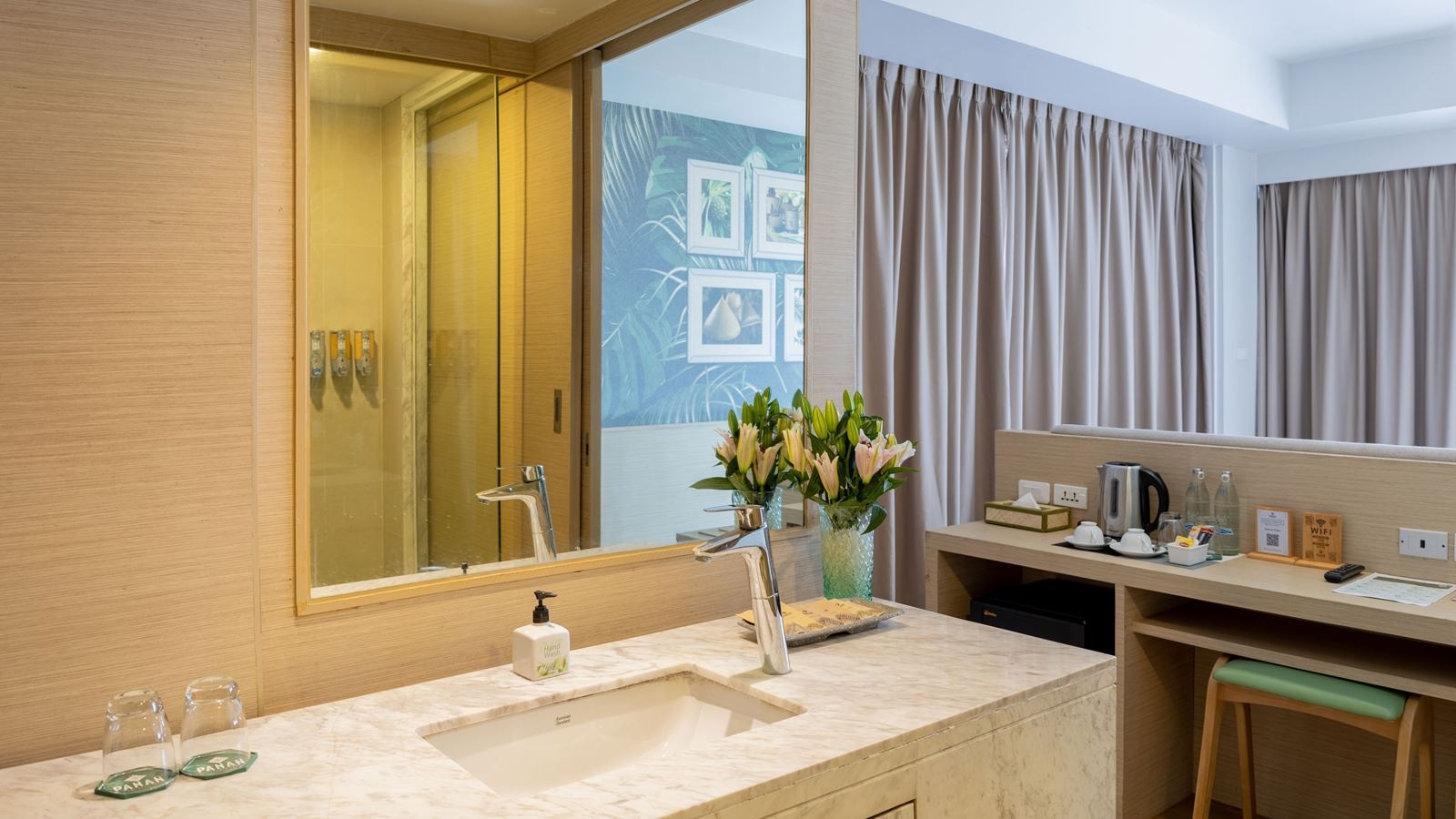 rooms-deluxe-seaview-with-outdoor-bathtub