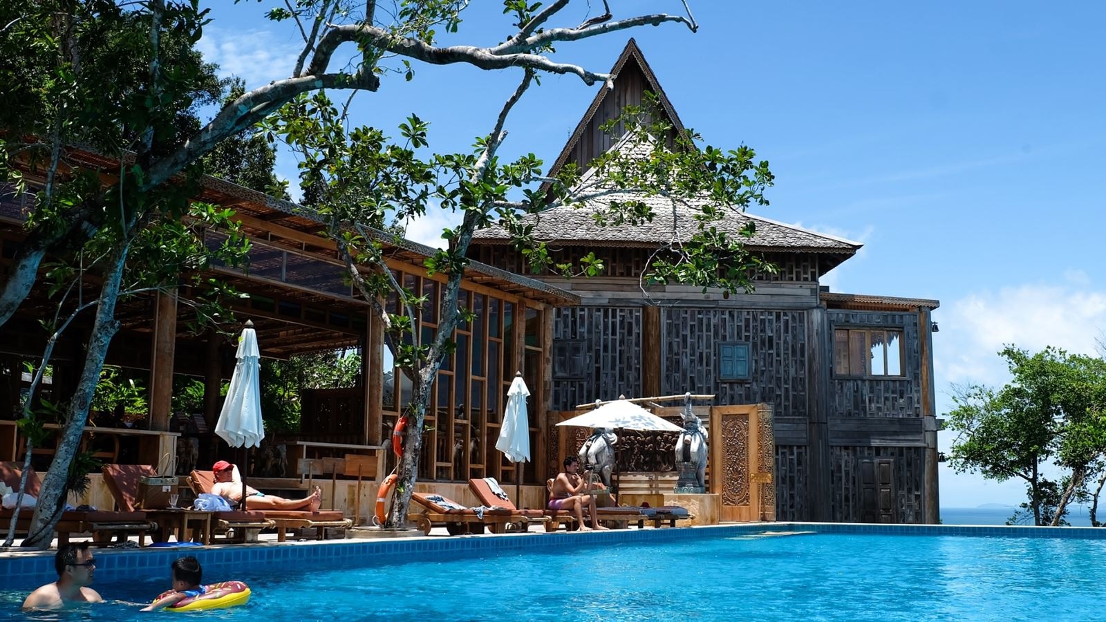 restaurants-saai-tara-restarant