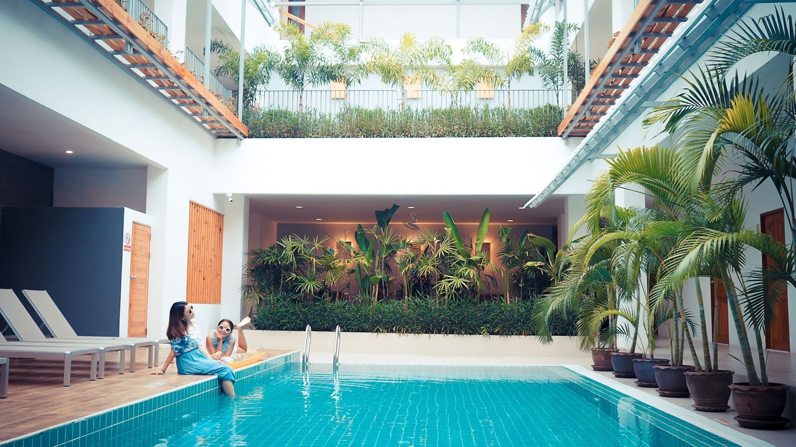 pools-indoor-pool