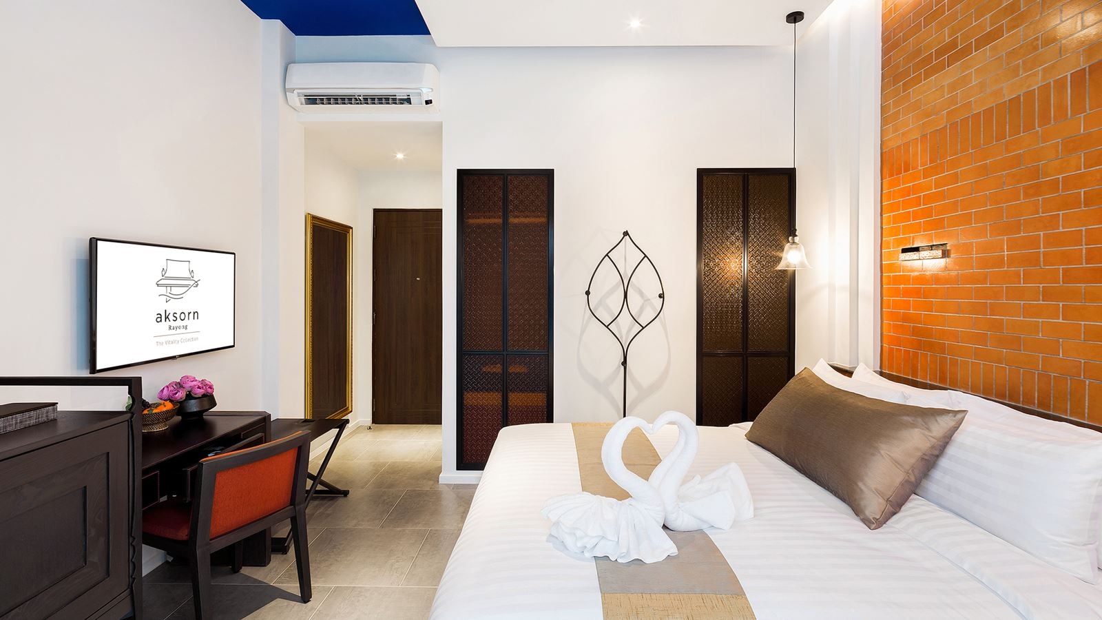 rooms-deluxe-pool-access