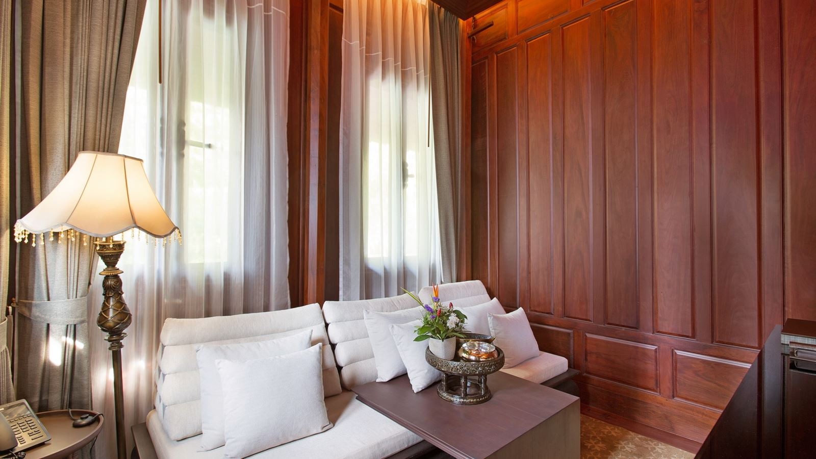 rooms-baan-thai-suite