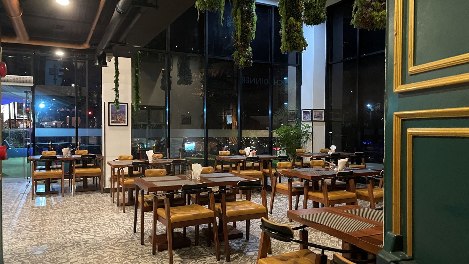 restaurants-rodeo-bar-and-grill