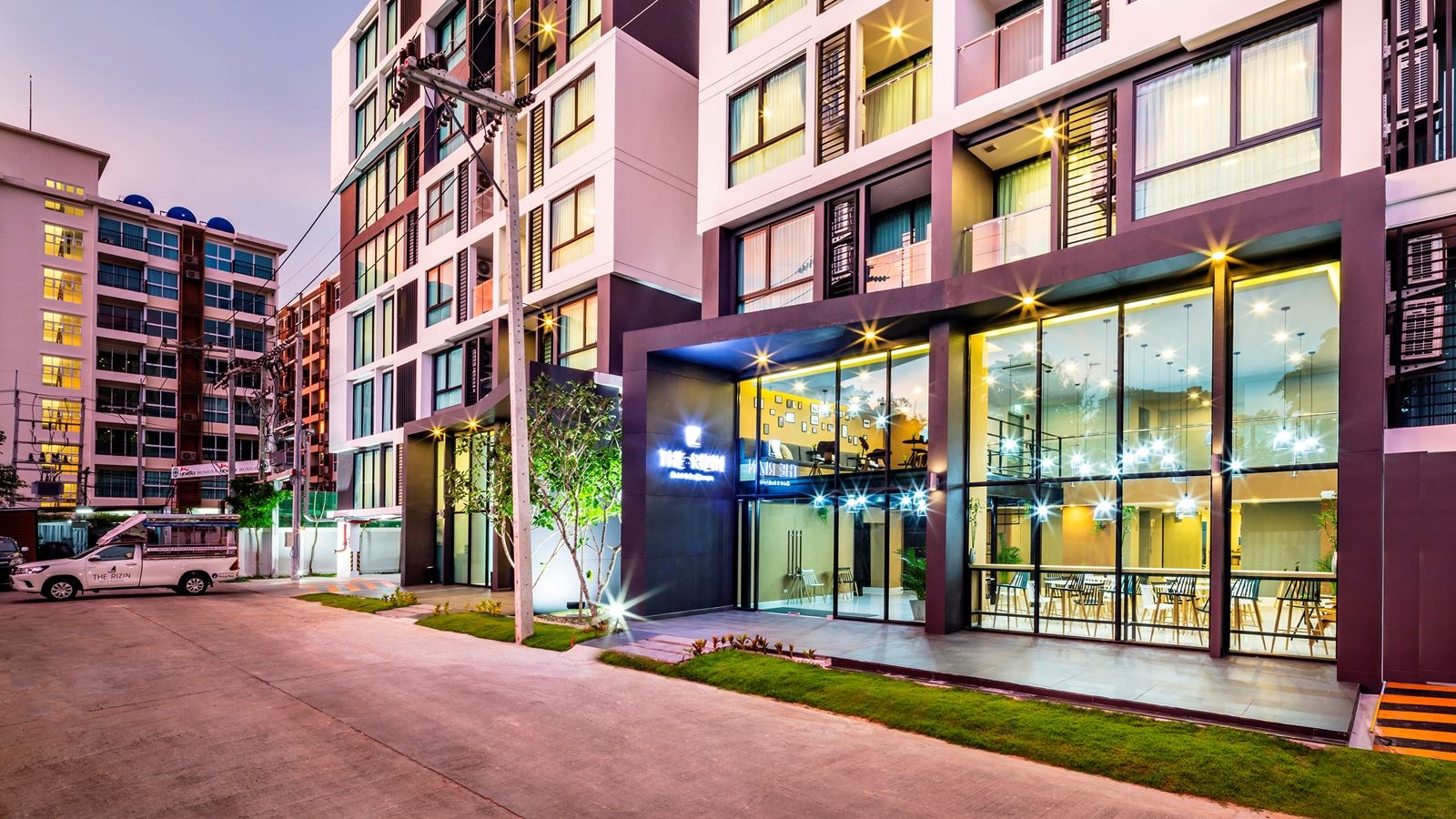 general-main-building