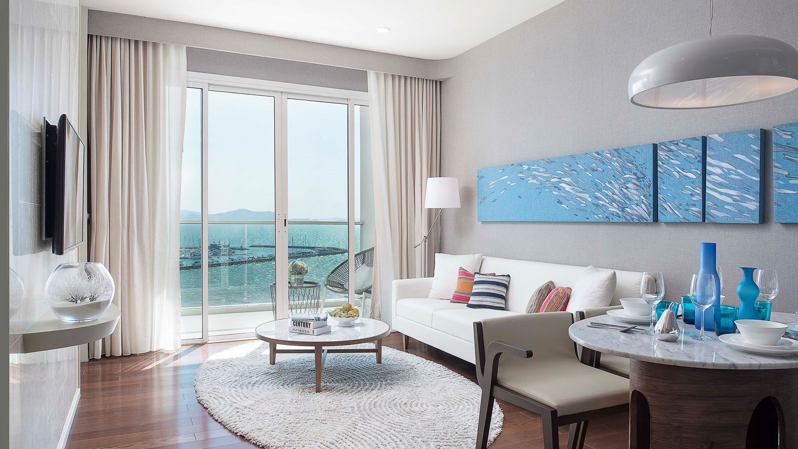 rooms-family-two-bedroom