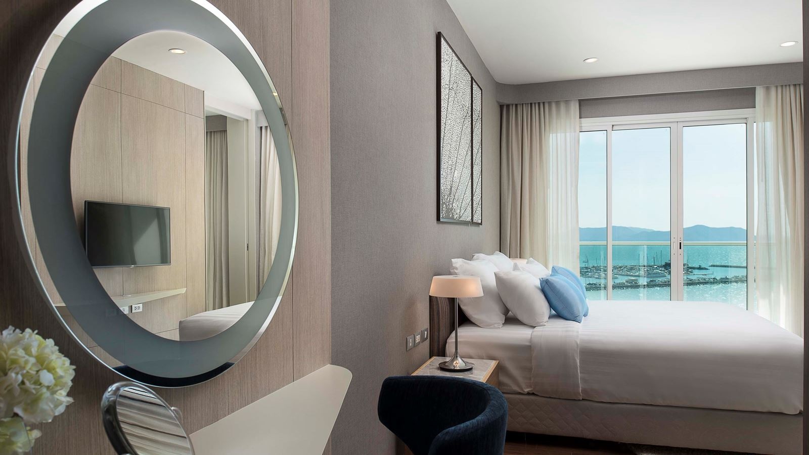 rooms-family-two-bedroom