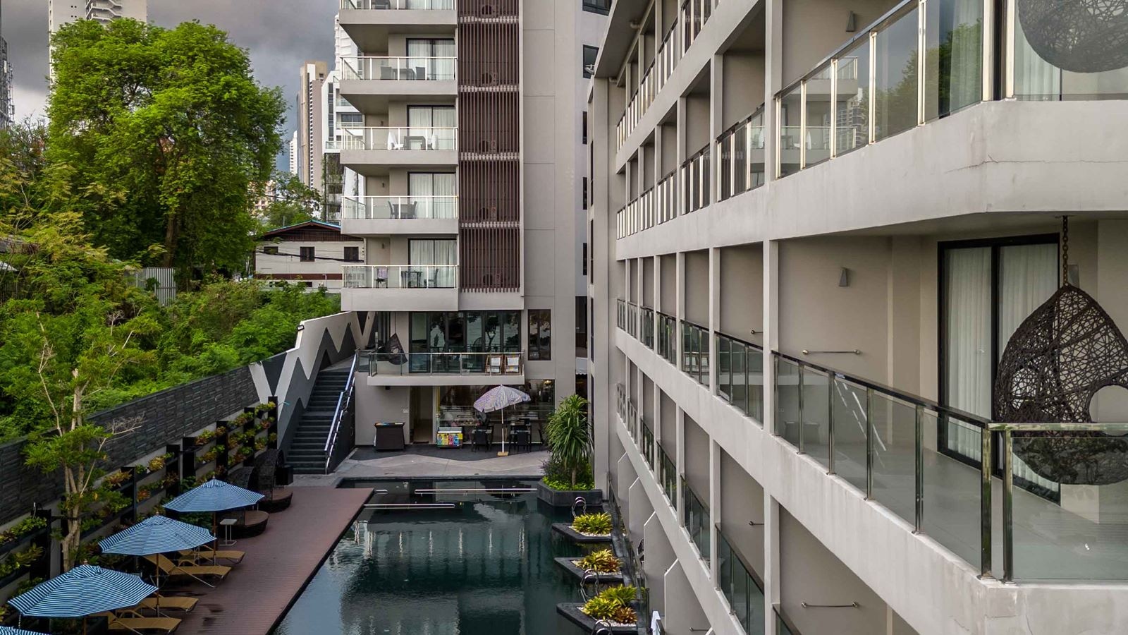 general-main-building