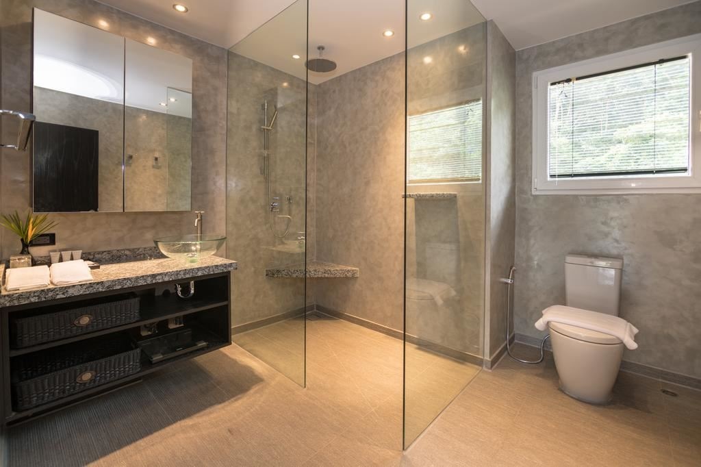 rooms-marina-deluxe-room