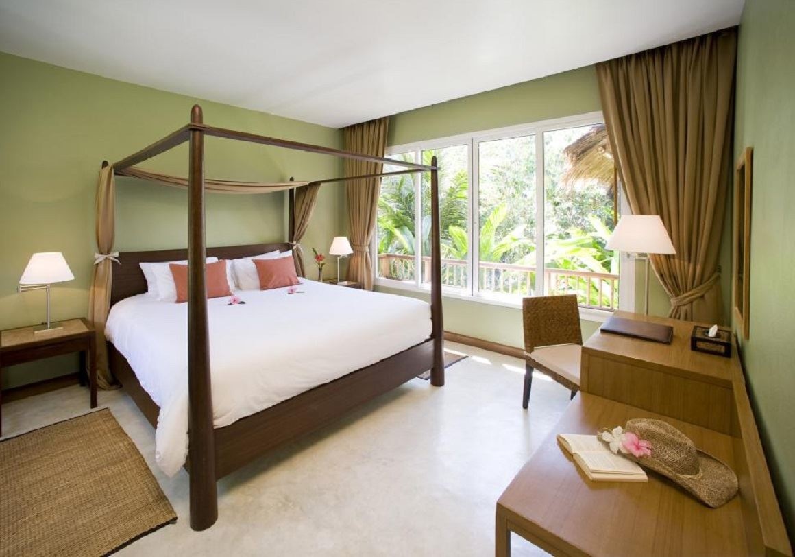 rooms-villa-beachfront-view