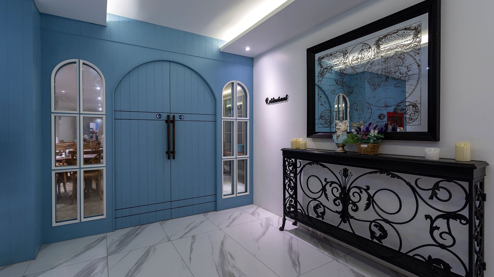 restaurants-fira-restaurant