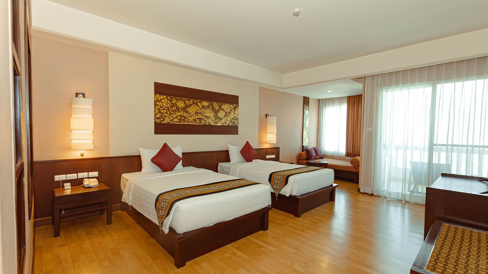 rooms-deluxe-mountain-view